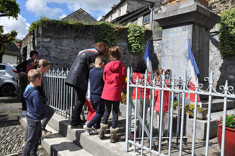 8mai1